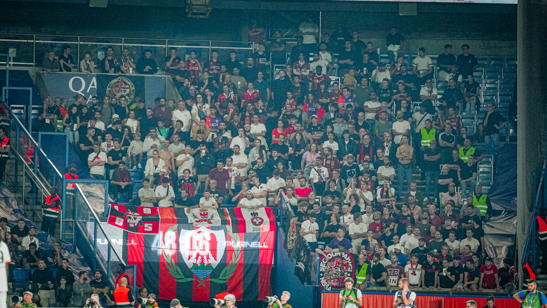 Brèves Actus Foot: Arrêté préfectoral concernant les supporters niçois à Paris | Paris SG thumbnail